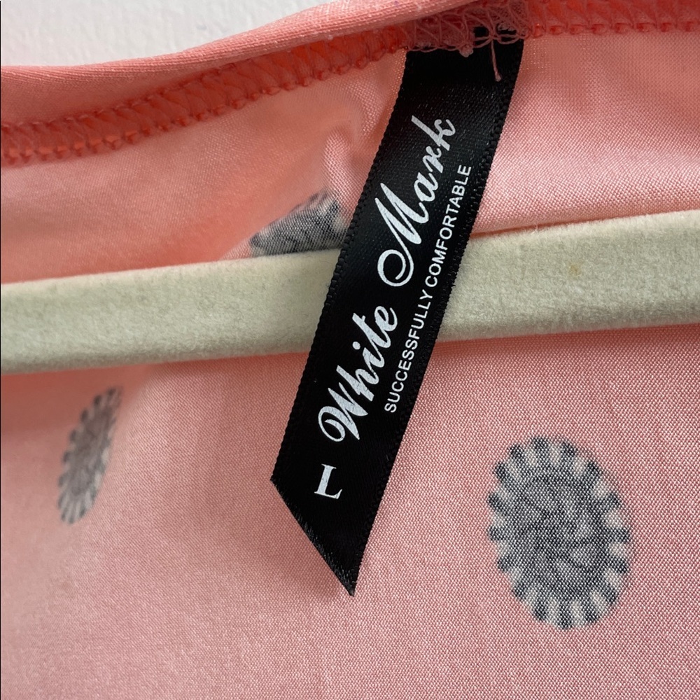 White Mark Coral Patterned Tunic - Picture 7 of 9